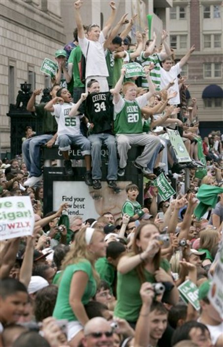Boston Fans- Heart & Soul