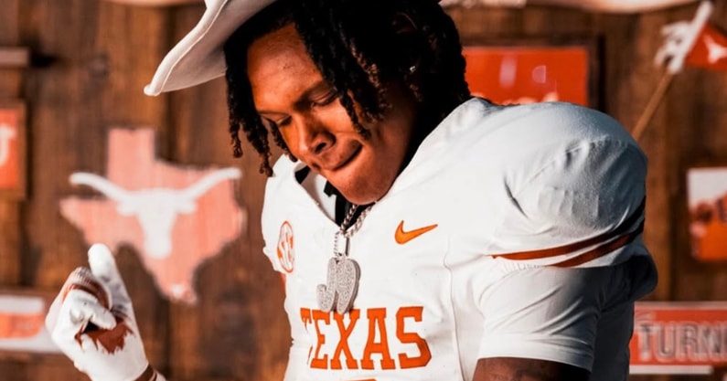 Meredith Mans the Island: Texas Lands the Nation's No. 1 Corner — and the Crown Jewel of Its 2027 Class